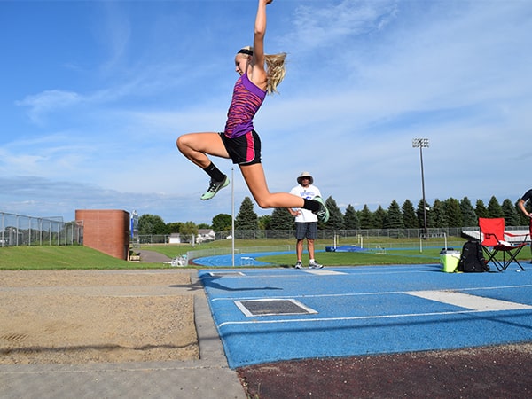 Một số phương pháp giảng dạy nhằm năng cao thành tích trong nhảy xa kiểu ưỡn thân